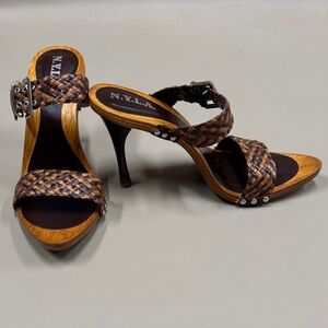 N.Y.L.A. Women's Woven Brown Heels